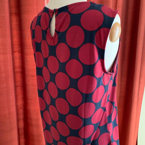 Polka Dot Sleeveless Top - and Red and Black - Picture 4 of 5